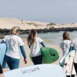 Lezioni di Surf per Beginner e Intermedi (6 persone a istruttore) - The Corralejo Meeting Point and Accessibility