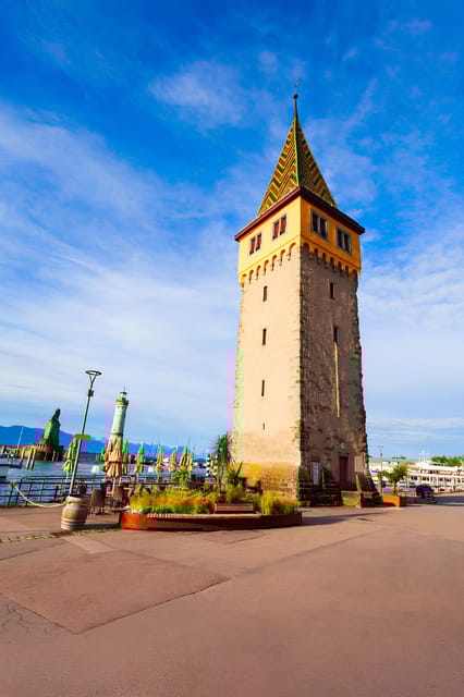 Lindau: Express Walk with a Local - Starting at the Tourist-Information Lindau