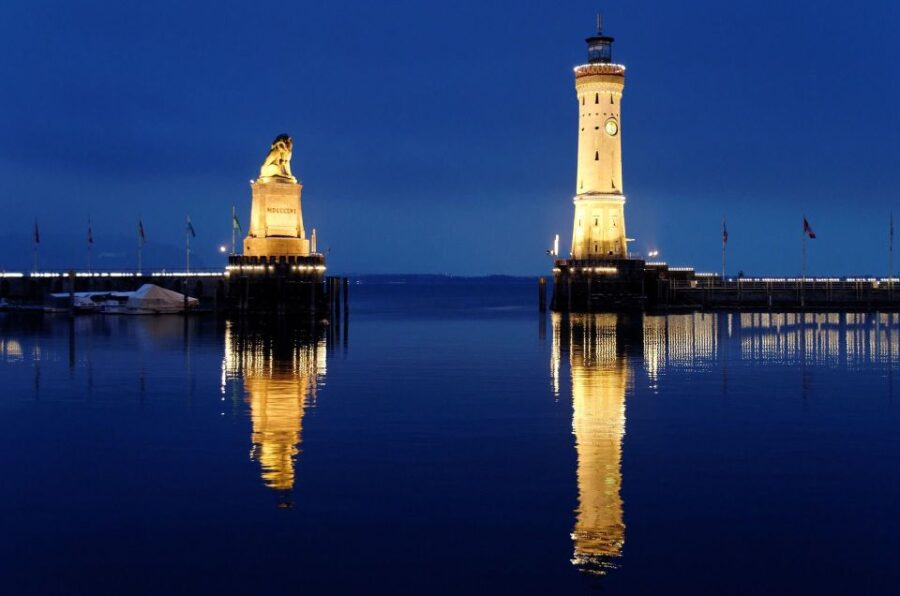 Lindau: Private Guided Walking Tour - Meeting Point and Tour Duration in Lindau