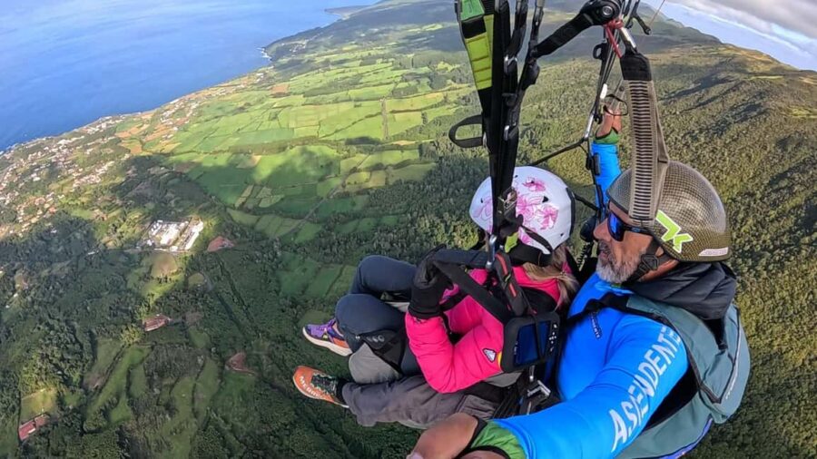 Lisboa: Paragliding Flight - Praia das Bicas - Starting Point and Pickup Details at Praia das Bicas