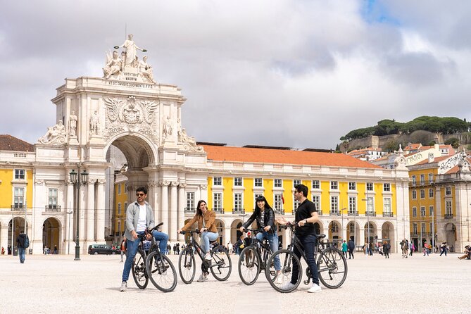 Lisbon 360 City Tour: Bike tour, Boat Trip and Helicopter Flight - Discovering Bairro Alto and São Pedro de Alcântara Viewpoint
