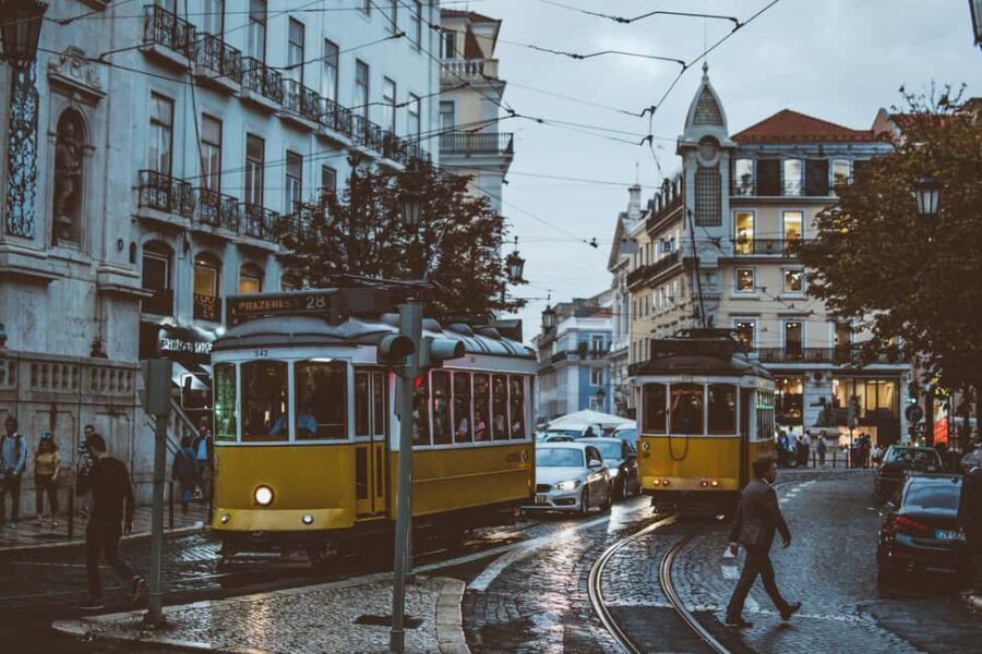 Lisbon: 4-Hour City Highlights Tour with Transport - Starting at Eduardo VII Park for Stunning City Views