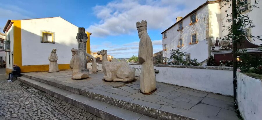 Lisbon: A Fairytale Christmas Tour to Óbidos - Convenient Pickup from Lisbon’s Key Areas
