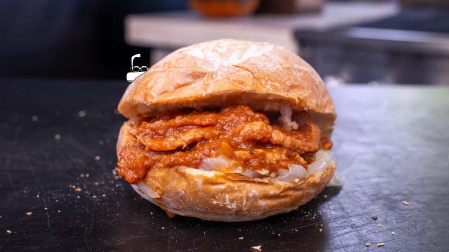 Lisbon After-Hours: Bifana Lab & Night Crawl (micro-groups) - Exploring Lisbons Bifana in Mouraria’s Traditional Tascas