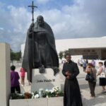Lisbon and Fatima Sanctuary Full-Day Private Tour - Pickup and Transportation: Comfort from the Start