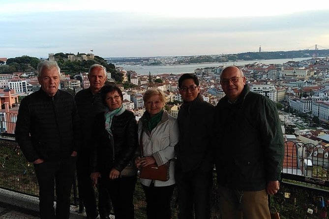 Lisbon By Night with Dinner and Fado Show Included - Discover Lisbon’s Nighttime Views from Miradouro Da Senhora Do Monte