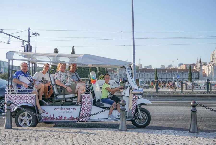 Lisbon: City Highlights Tour by Tuk Tuk - Starting Point at Pestana CR7 Lisboa