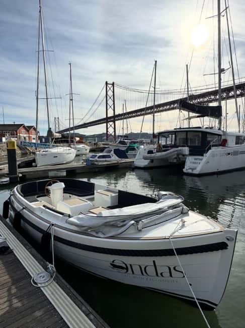 Lisbon Coffee Cruise: Luxury Boat, Pastel de Nata - Setting Sail on a Luxurious Small-Group Boat
