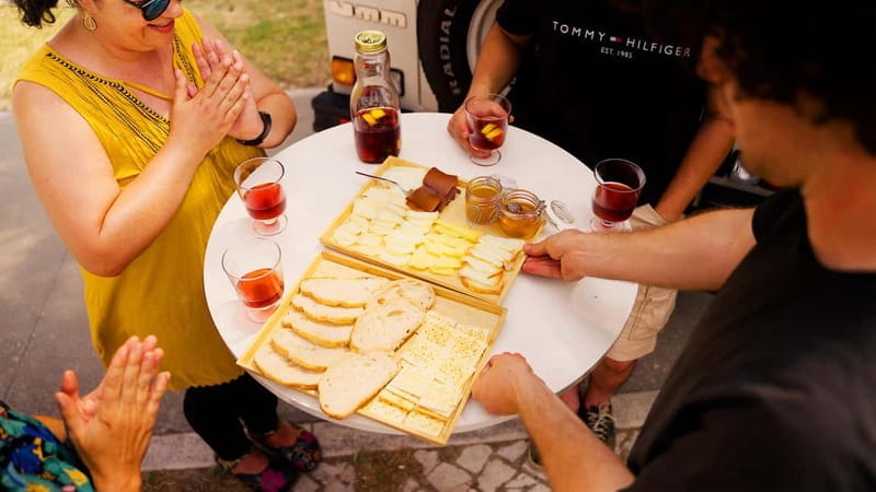 LISBON DAILY TOUR in a Vintage Jeep with FOOD&DRINK Tastings - How the Tour is Structured: From Pickup to Return