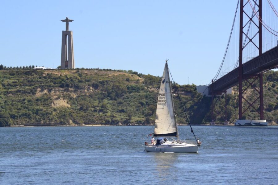 Lisbon: Day and Sunset Tour on the Tagus River - The Experience on the Sailboat: From the Alcântara Dock to Belem