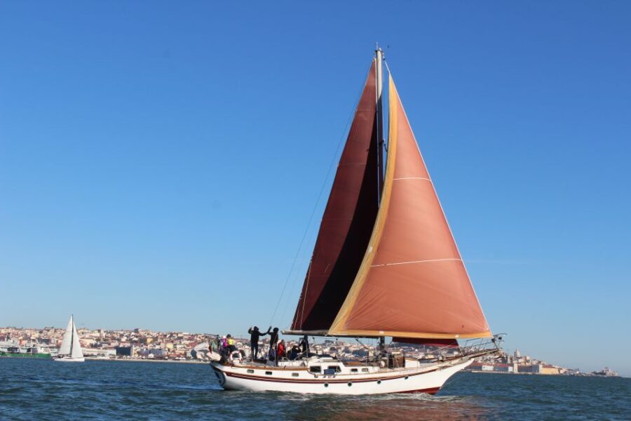 Lisbon: Daylight or Sunset on a Vintage Sailboat - How the Vintage Sailboat Enhances Lisbon Sightseeing