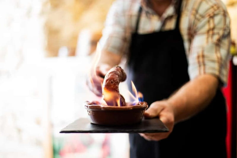 Lisbon: Food Tasting Tour by Tuk Tuk with 2 Stops - Exploring Lisbon’s Historic Districts