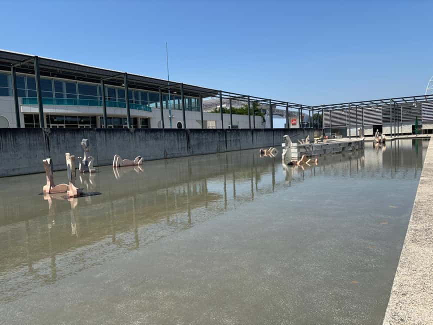 Lisbon: Guided Van Tour Through the City's Iconic Sites - Starting at Eduardo VII Park for a Panoramic Introduction