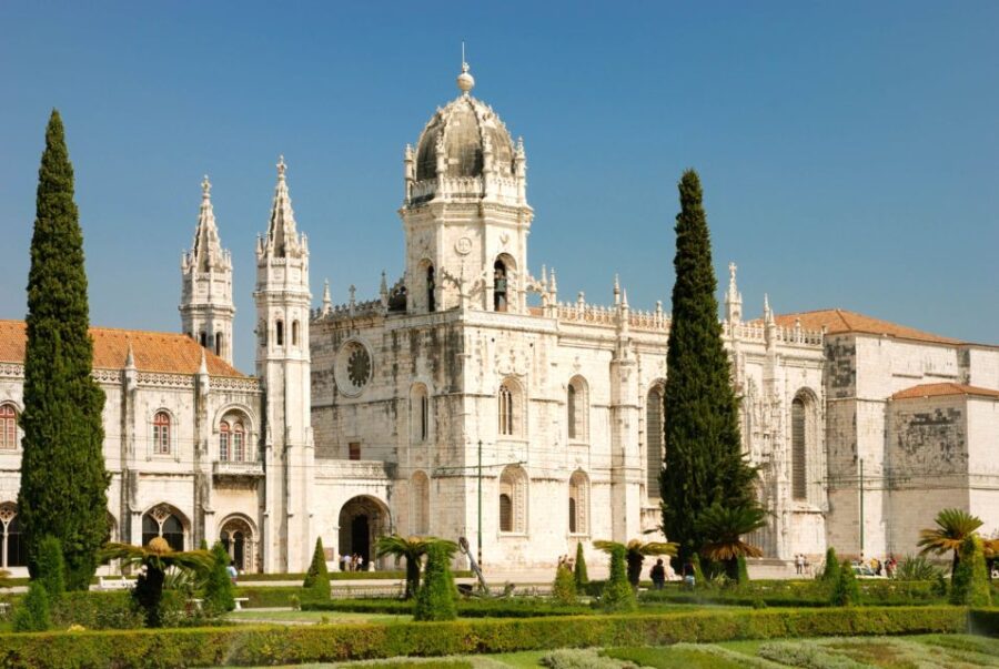 Lisbon: Jerónimos Monastery E-Ticket and Audio Guide - Discover the Architectural Wonders of the Jerónimos Monastery