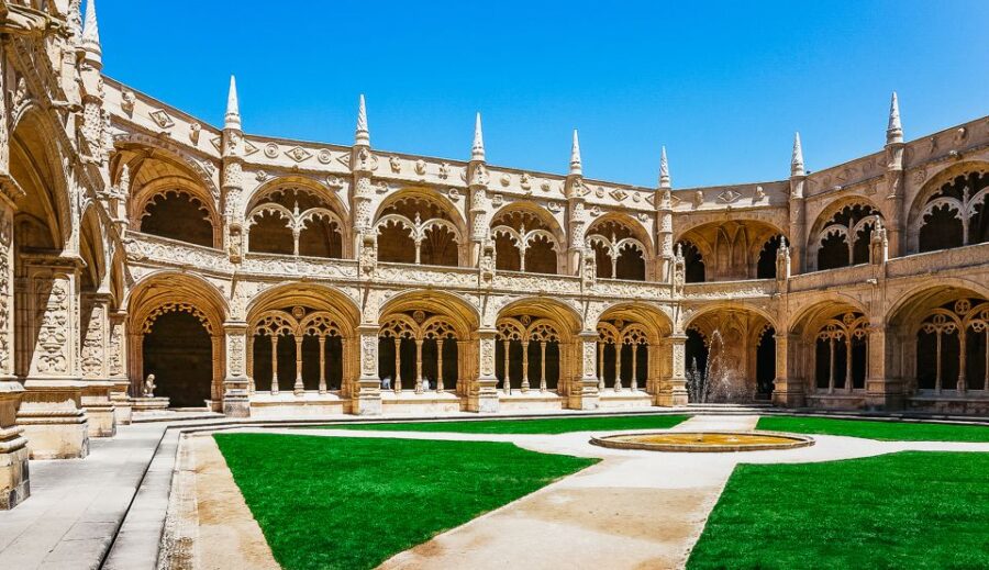 Lisbon: Jerónimos Monastery Entrance Ticket - Visiting the Cloisters and the Church