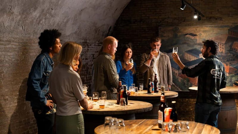 Lisbon: local craft beer tasting - Discover Lisbon’s Craft Beer Scene in Just One Hour