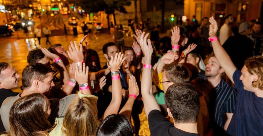 Lisbon Non-Alcoholic Pubcrawl: Soft drinks & Mocktails - Starting Points in Lisbon: Praça Luís de Camões Options