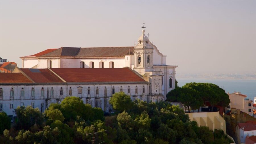 Lisbon: Old Town Tour by Tuk Tuk | Local Guide - From the Old Town to the Castle District