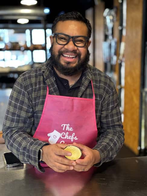 Lisbon: Pastel de Nata Pastry Class - The Exact Meeting Point in Lisbon’s Main Street