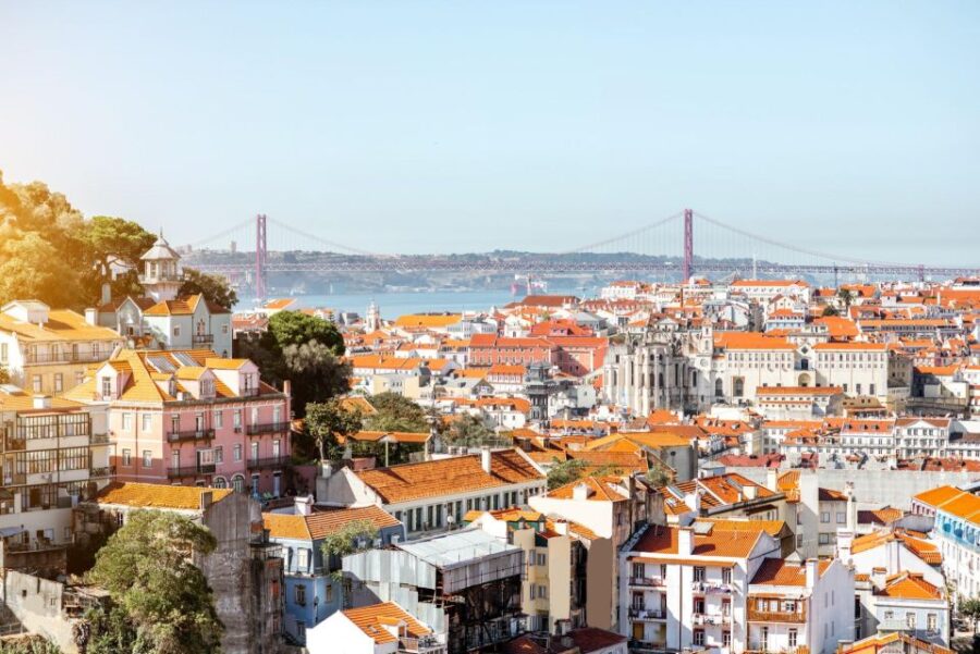 Lisbon: Private Architecture Tour with a Local Expert - Starting Point at Praça do Comércio