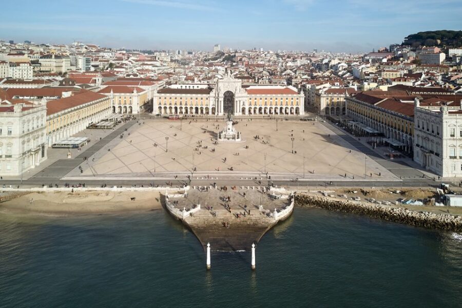Lisbon Private Full Day Tour - History, Local Life & Food - Starting Point and Easy Meeting at Praça Dom Pedro IV