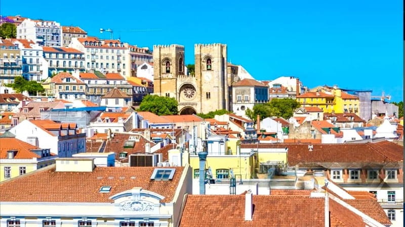 Lisbon: Private Guided Tuktuk Tour With History - Starting at Lisbon’s Culinary Hub: Time Out Market