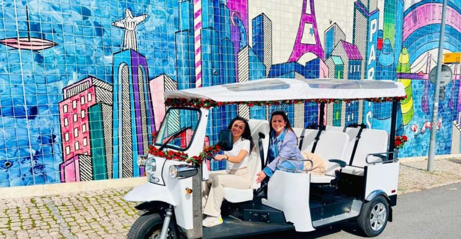 Lisbon: Private Sightseeing Tour by Tuk-Tuk - Exploring Lisbon’s Historic Old Town from a Tuk-Tuk