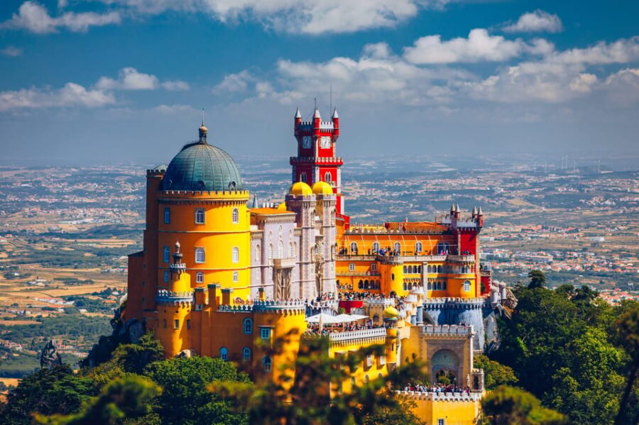 Lisbon: Private Sintra, Cascais & Cabo da Roca Day Trip - Exploring Sintras Romantic Palaces and Gardens