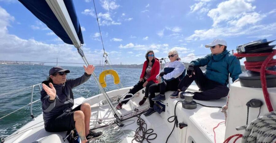 Lisbon: Sailing Sunset - Starting Point at Marina de Santo Amaro