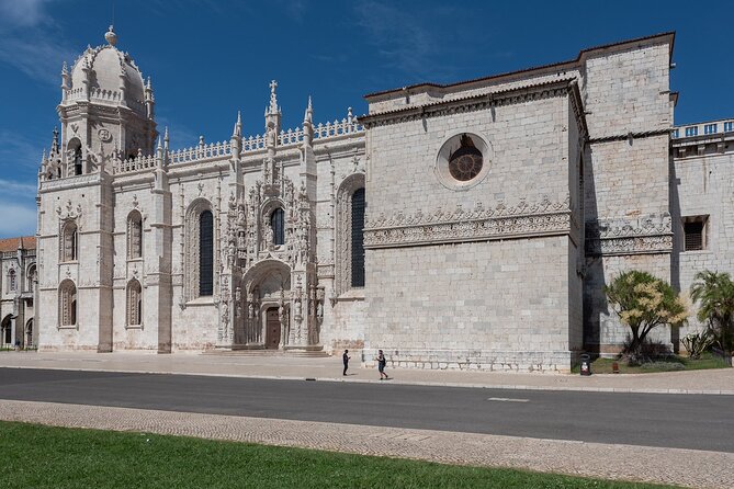 Lisbon See-it-All Private Tour - Discovering Alfama’s Historic Charm
