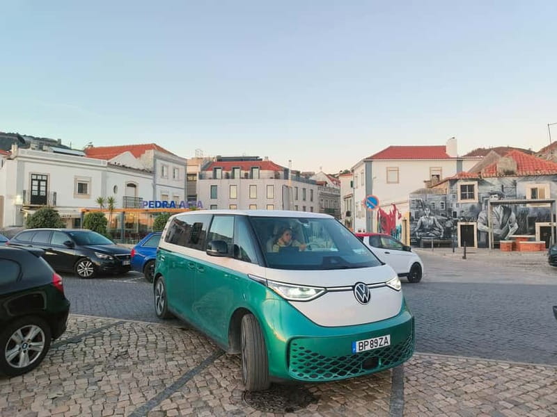 Lisbon: Sesimbra Stylish Electric ID.Buzz Tour with Lunch - Discovering Sesimbra’s Charming Streets and Local Culture