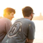 Lisbon: Sunset Boat Tour with Music and Drinks - Meeting Point and Accessibility