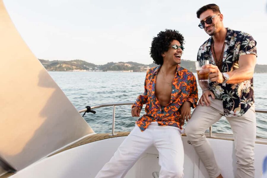 Lisbon Sunset DJ Party  Luxury Boat, Pizza & Open Bar - Comfort and Weather Resilience on Board