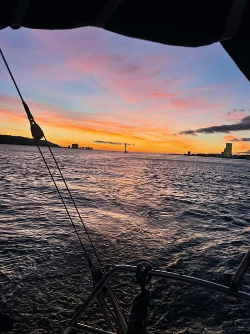 Lisbon: Sunset Sailing with Local Wine & Stunning Views - Starting Point at Doca de Santo Amaro