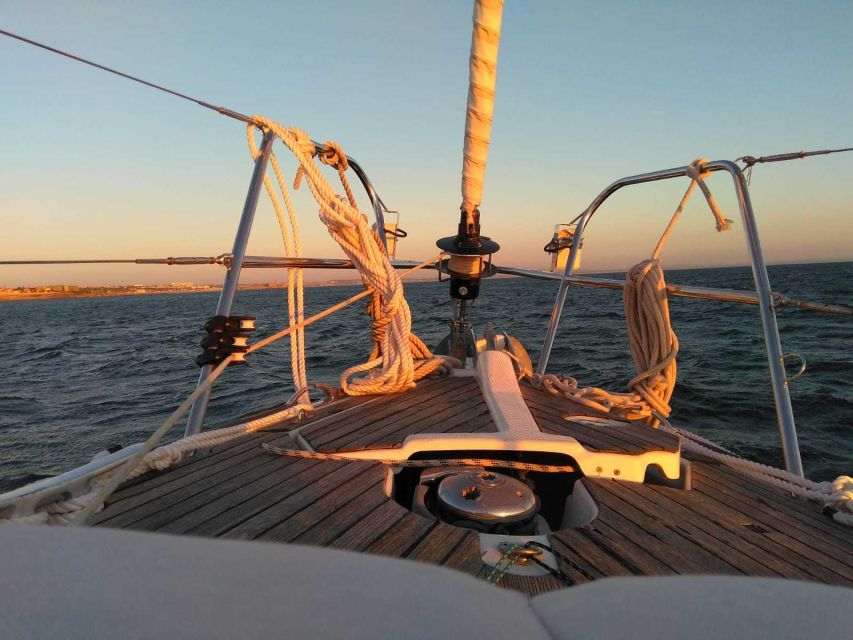 Lisbon: Tagus River Sailboat Tour - Meeting Point and Accessibility