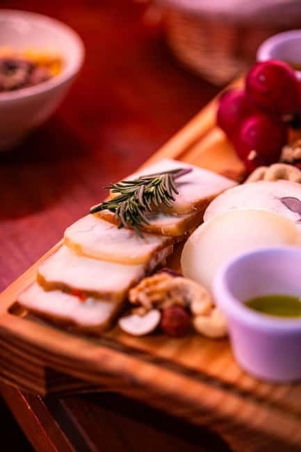 Lisbon: Taste Portugal - Wine or Beer with Local Bites - Discovering Taverna das Marias: A Traditional Lisbon Taverns