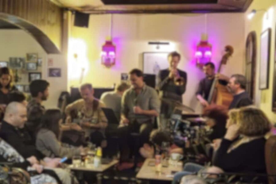 Lisbon: The best of live jazz in an intimate setting - The Atmosphere and Decor of Távola