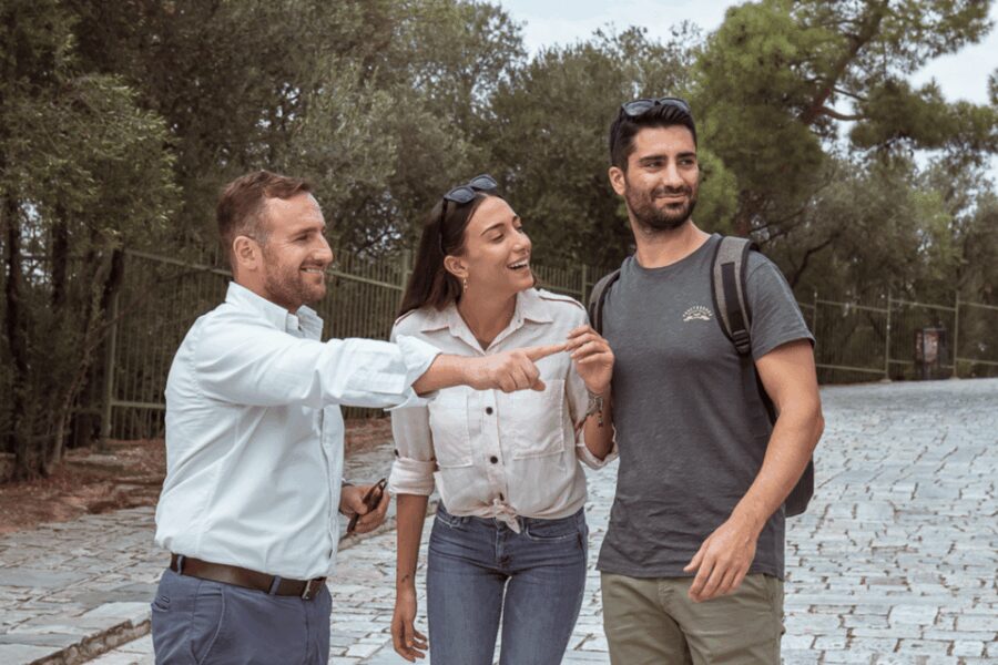 Lisbon: Tomar & Almourol Castle Private Day Trip with Local - Visiting the Castle of Almourol: A Medieval Fortress on a River Island