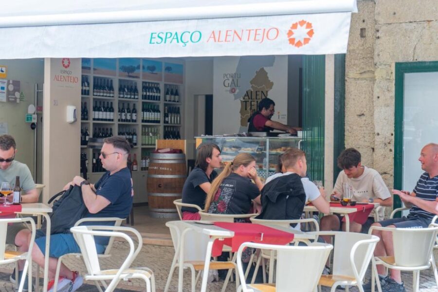 Lisbon Wine Tastings and Tapas (3 Restaurants) - Journey Through Lisbon’s Popular Wine Spots: Pata Negra in Alfama