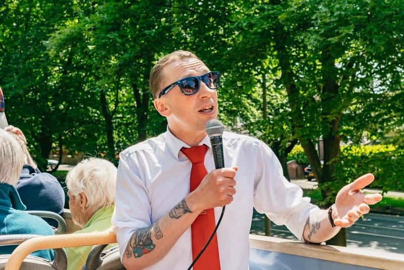 Liverpool: City & Beatles Tour with Live Guide & Live Music - Visiting Penny Lane and Strawberry Field