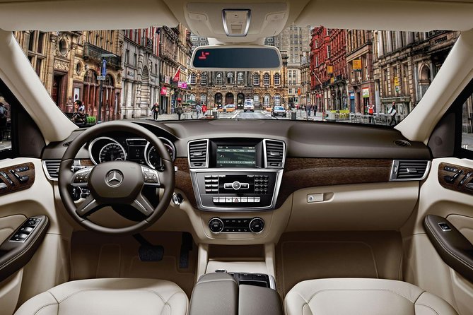 Liverpool Private Transfer from Liverpool Airport to City centre - Meeting Point at Liverpool John Lennon Airport