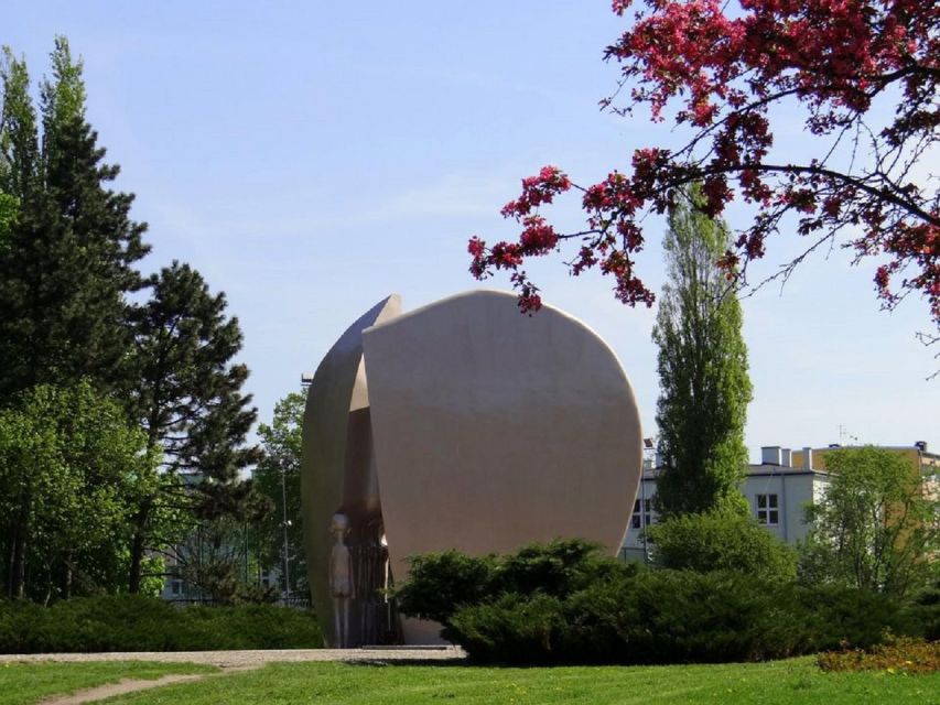 Lodz: Jewish Heritage Private Tour - Lodz’s Jewish Past and Present