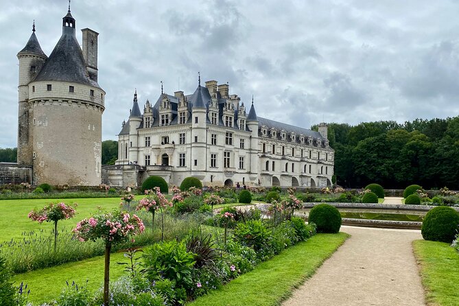 Loire Castles Chenonceau, Chambord & 2 Wineries Private Trip - Tasting Local Wines at Plou Et Fils Winery