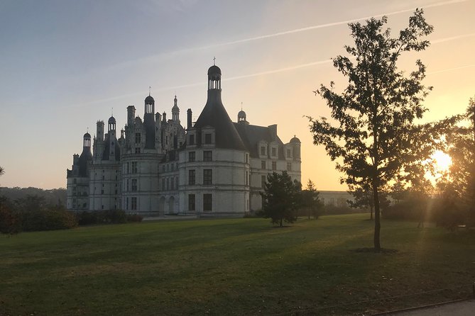 Loire Valley Castles Small-Group Day Trip from Paris - Exploring Château de Chambord’s Architectural Marvels