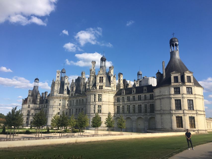 Loire Valley Castles: VIP Private Tour from Paris 3 Castles - Luxury Transportation and Easy Pickup from Paris