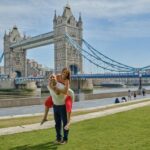 London 60min PRIVATE Personal Vacation & Travel Photographer - Starting at The Ivy Tower Bridge for a Memorable Photo Experience