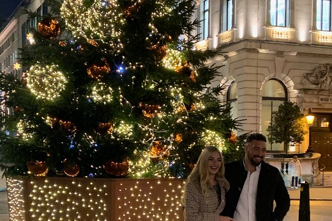 London Bespoke Black Cab Christmas Lights & Sights Private Tour - The Private Black Cab for a Festive London Tour