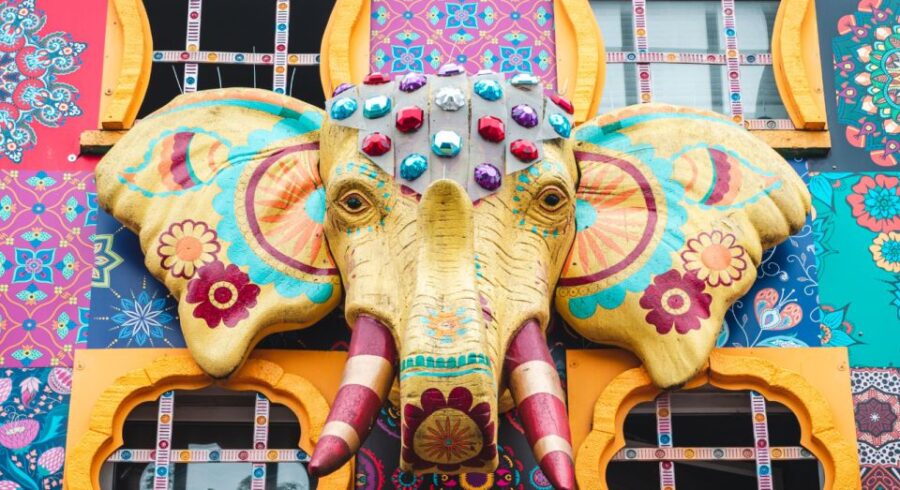 London: Camden Walking Tour - Starting Point Outside Camden Town Station