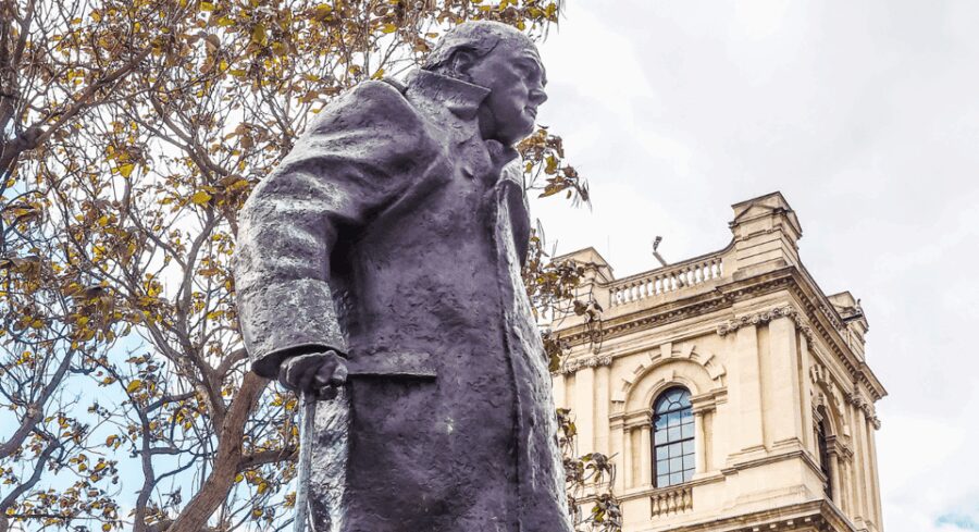 London: Churchill and World War 2 Walking Tour - Starting Point at Embankment Station
