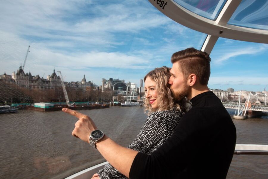 London Eye Private Capsule Experience for Couples or Groups - How the Private Capsule Elevates Your London Experience